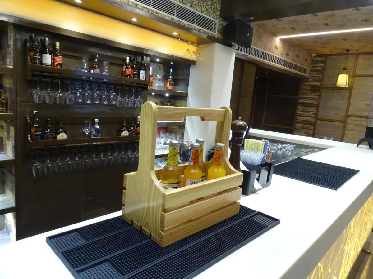 The Grand Arc Hotel & Convention Centre Shahjahanpur エクステリア 写真