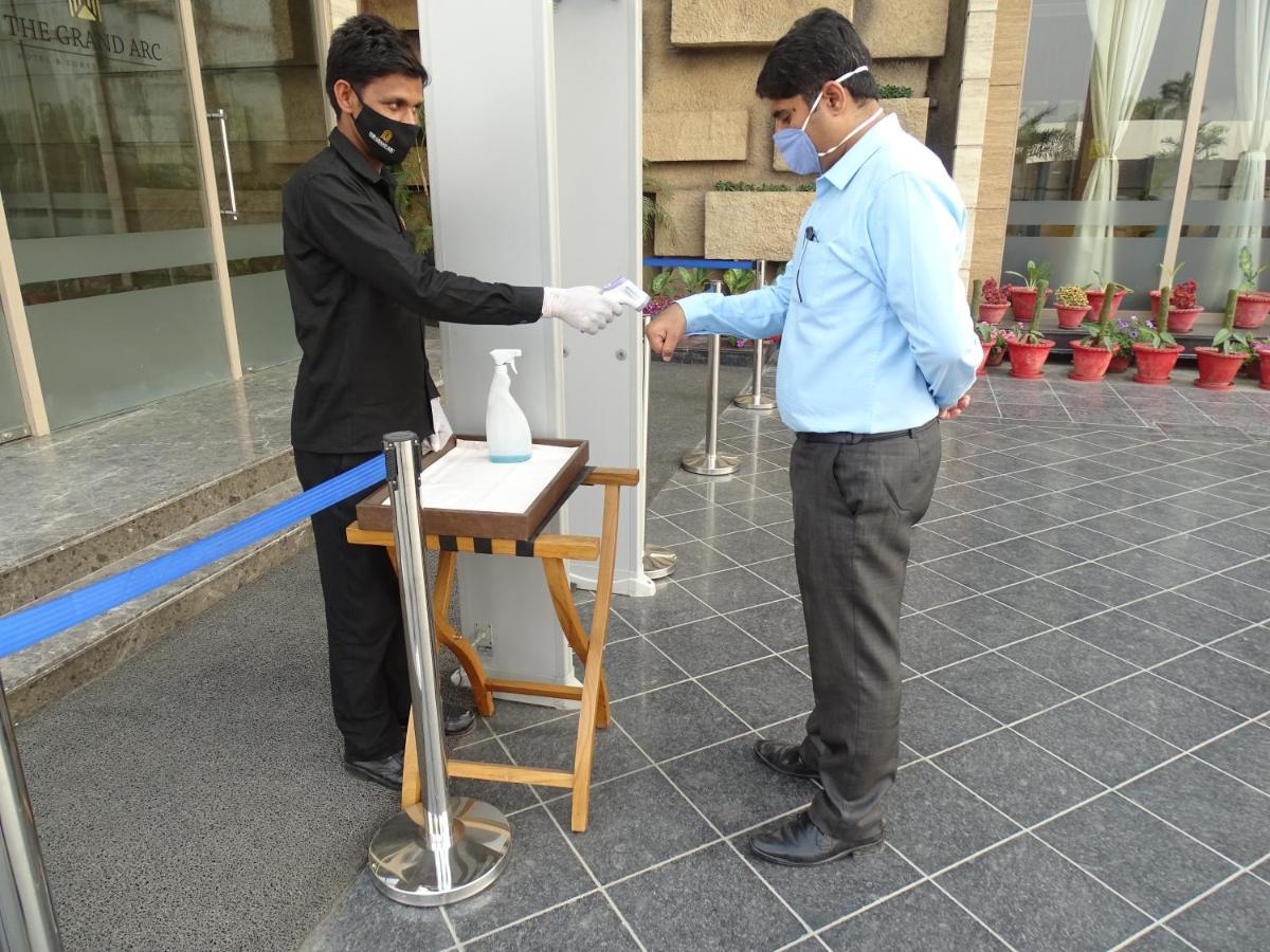 The Grand Arc Hotel & Convention Centre Shahjahanpur エクステリア 写真