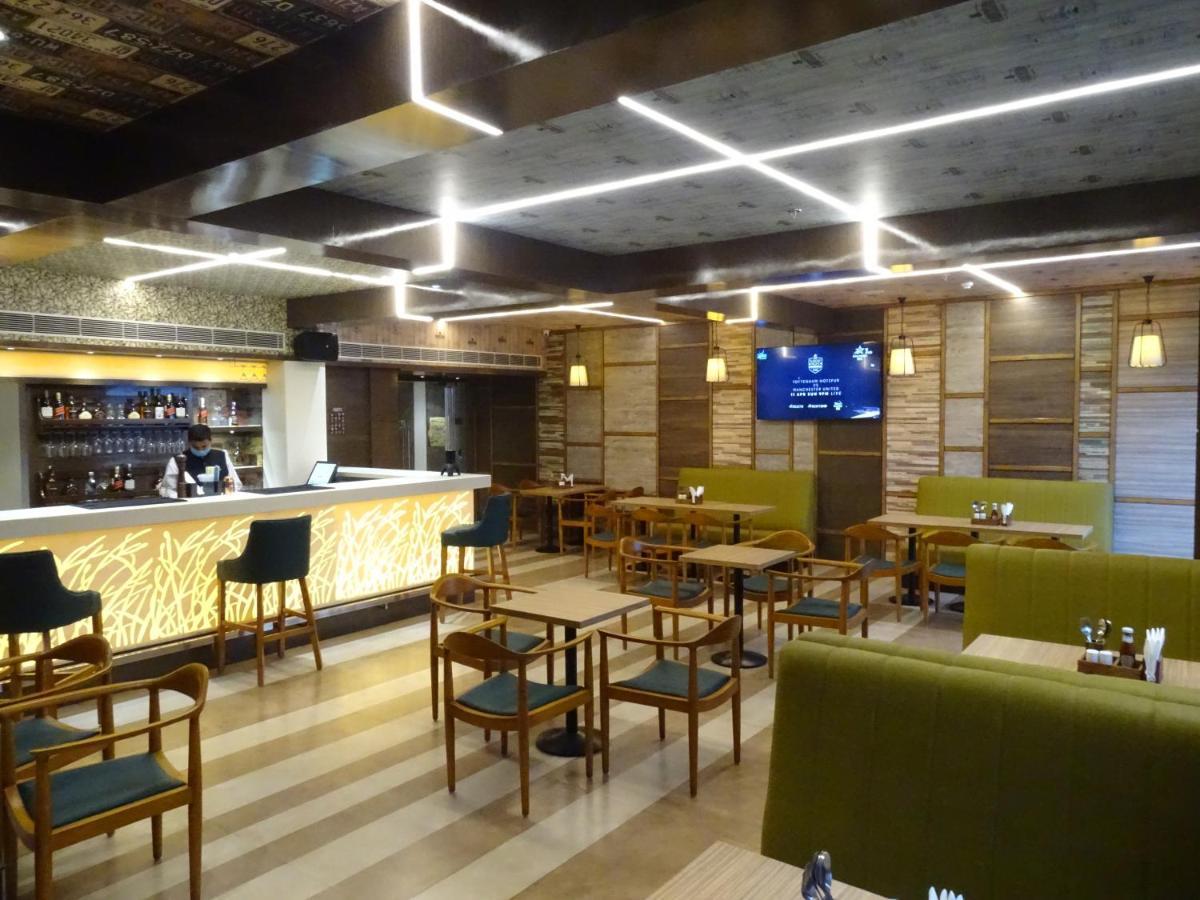 The Grand Arc Hotel & Convention Centre Shahjahanpur エクステリア 写真
